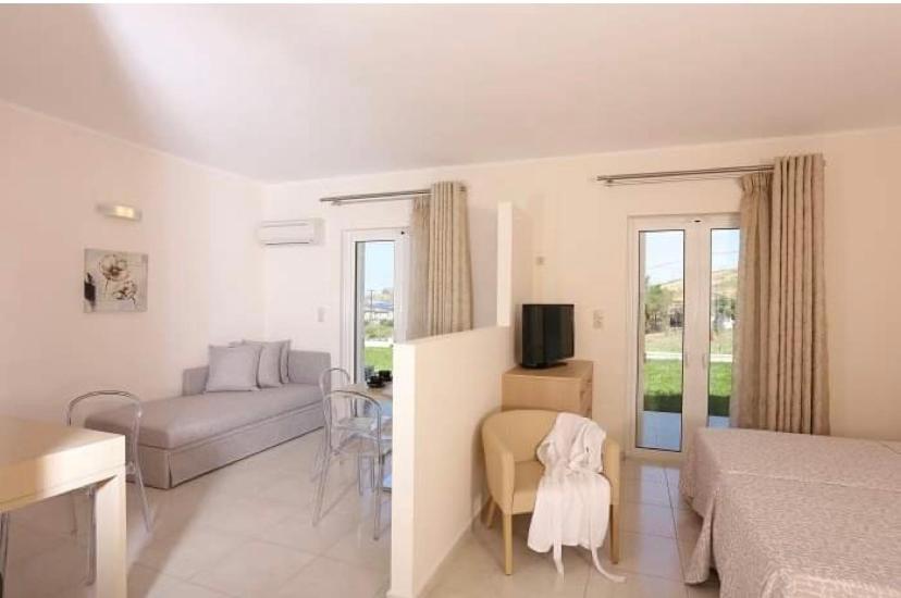 Ammos Suites Platí Kültér fotó