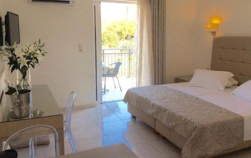 Ammos Suites Platí Kültér fotó