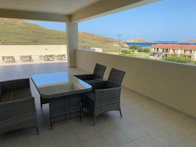 Ammos Suites Platí Kültér fotó